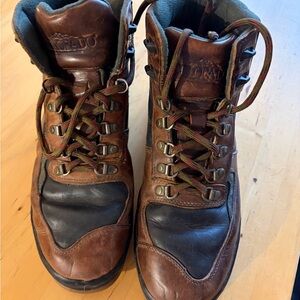 Men's Brown Leather Hiking Boots -